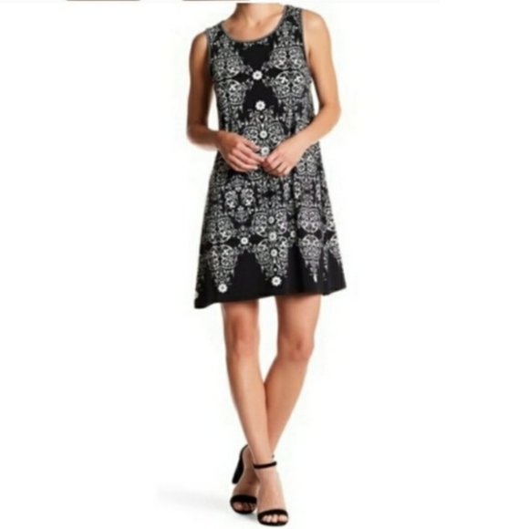 Max Studio Black and White mini Dress - Picture 3 of 3
